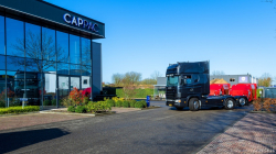 20260329-Tom-Holding-00121